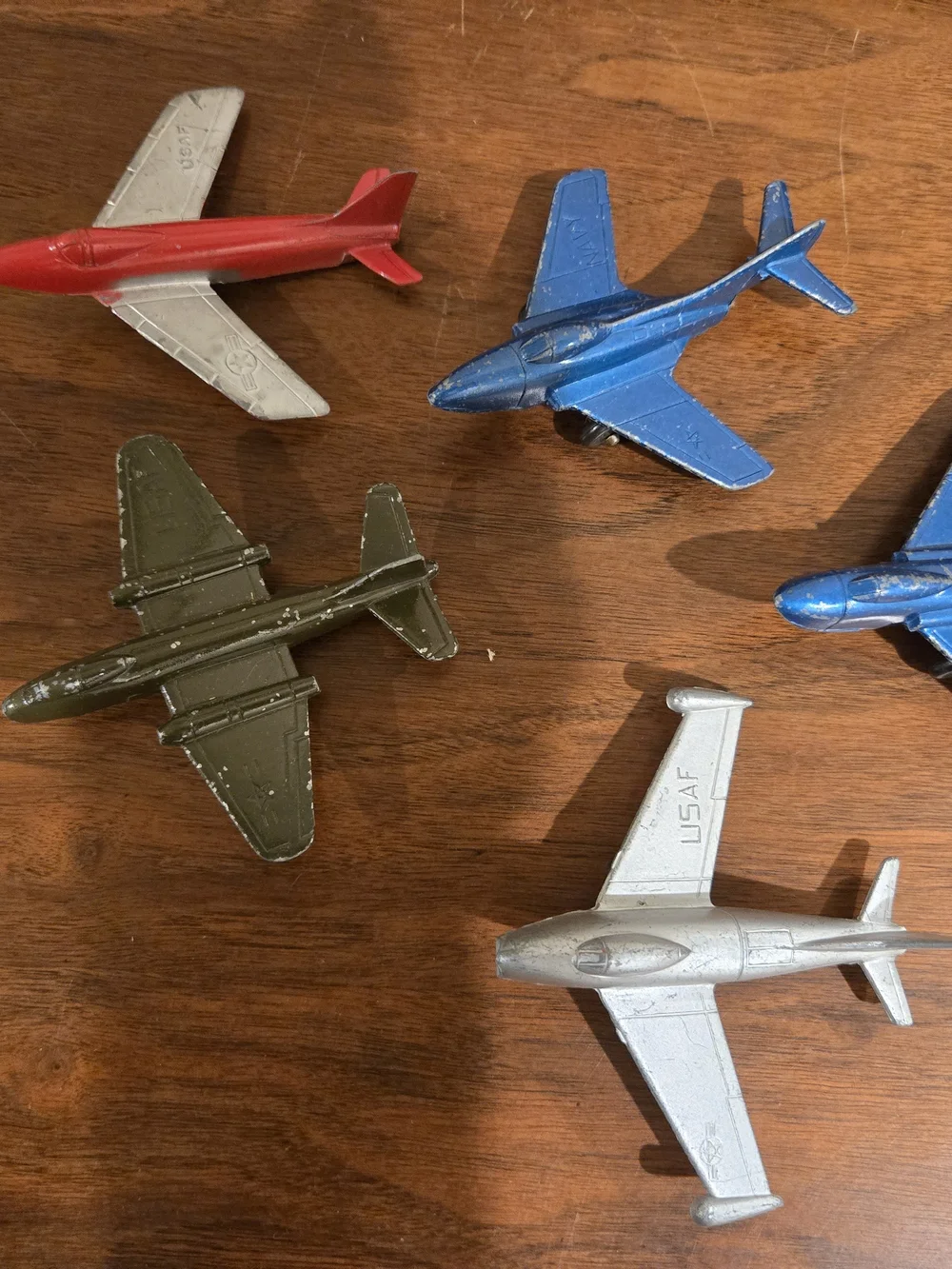 Die-Cast Kids Toy Airplane Pack – Blue, Red, Olive, Silver 1950s